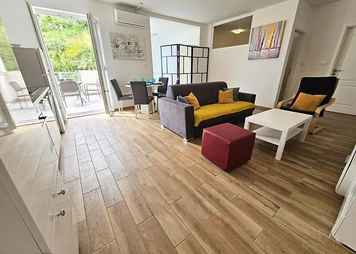 Apartments Majic Zivogosce