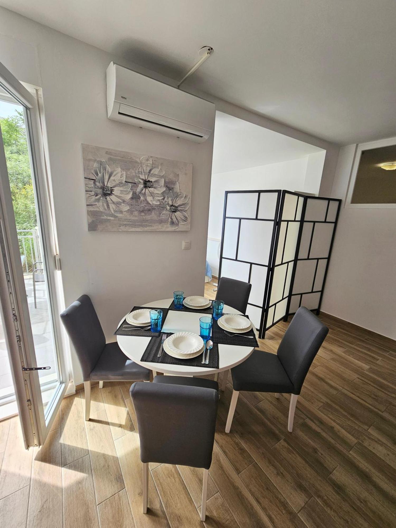 Apartments Majic Zivogosce
