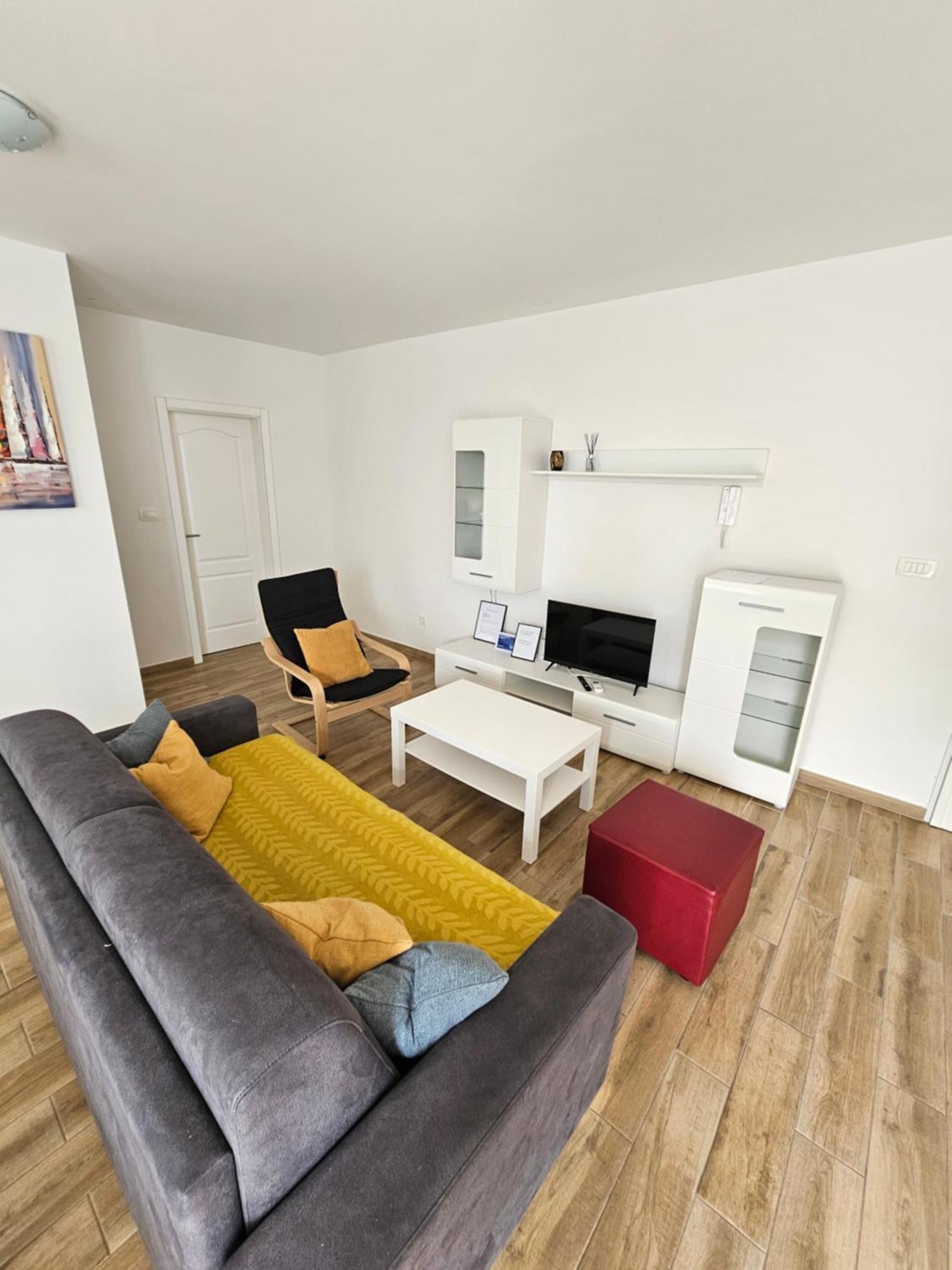 Apartments Majic Zivogosce *