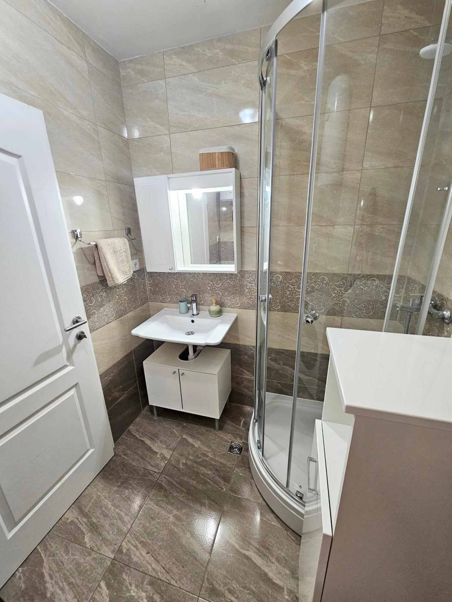 Apartment Apartments Majic Zivogosce *